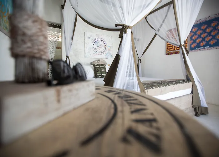 Loop Beach Resort (Adults Only)
