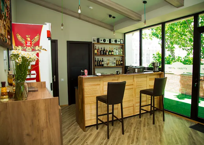 Hotel de 3 estrellas: Hotel Marlyn