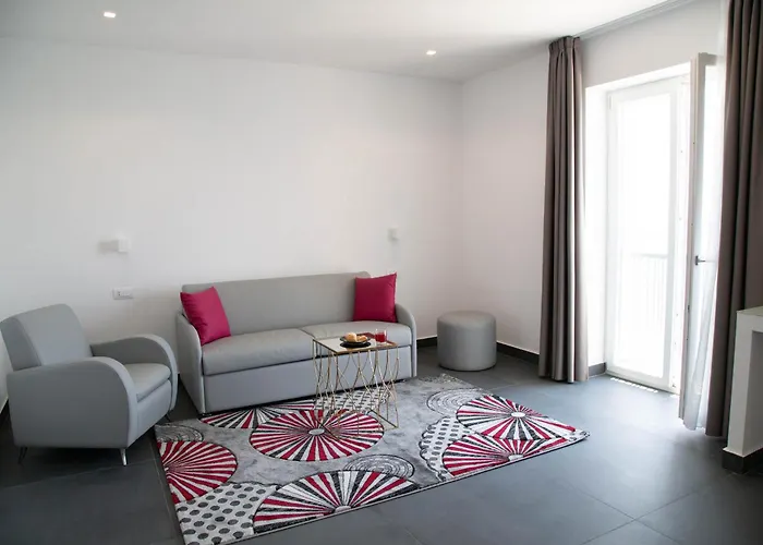 Hotel: Grand Hotel Serapide