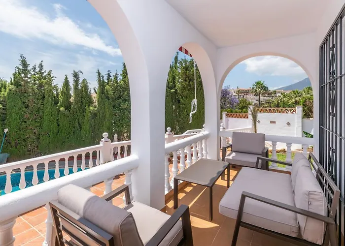 Alegria Big Terrace, Private Pool & Parking