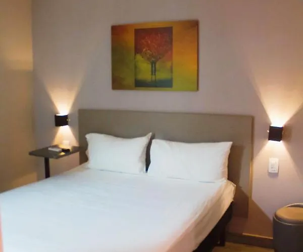 Hotel de luxo Apenas: Íbis Styles Itaúna