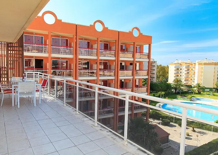 Uhc Ventura Park Apartments