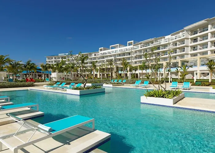 Hotel familiar: Margaritaville Island Reserve Cap Cana Wave - A Karisma All-Inclusive Experience For All (Adults Only)