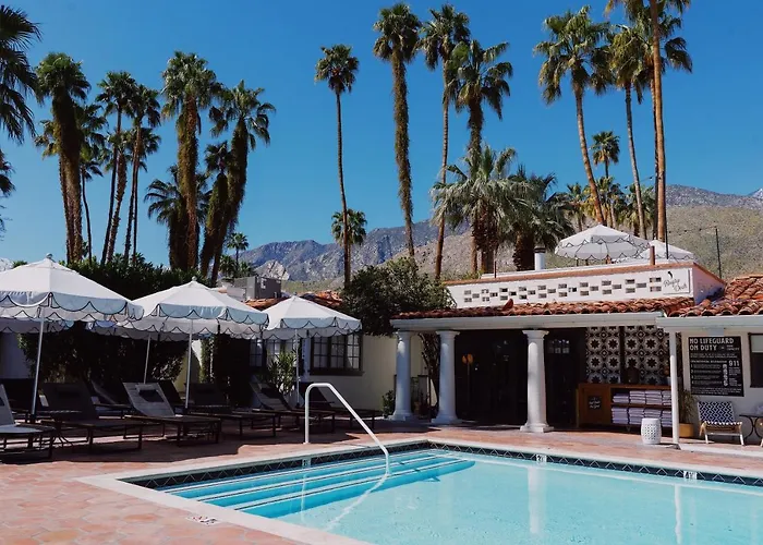Palm Springs Hotels for Romantic Getaway with a view