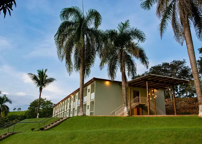  Hotel Fazenda Vale da Cachoeira