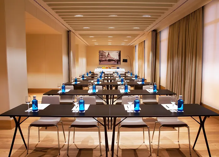 Hotel con tenis: Urso Hotel & Spa, A Small Luxury Hotel Of The World