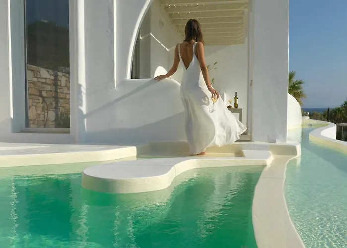  Aloni & Suites