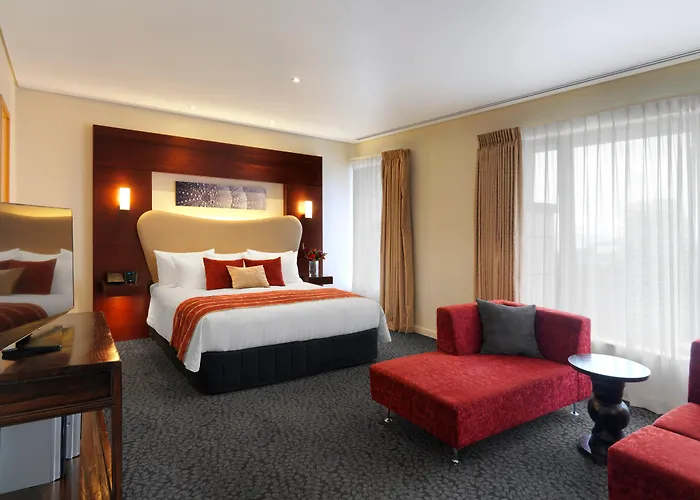 Crowne Plaza By Ihg
