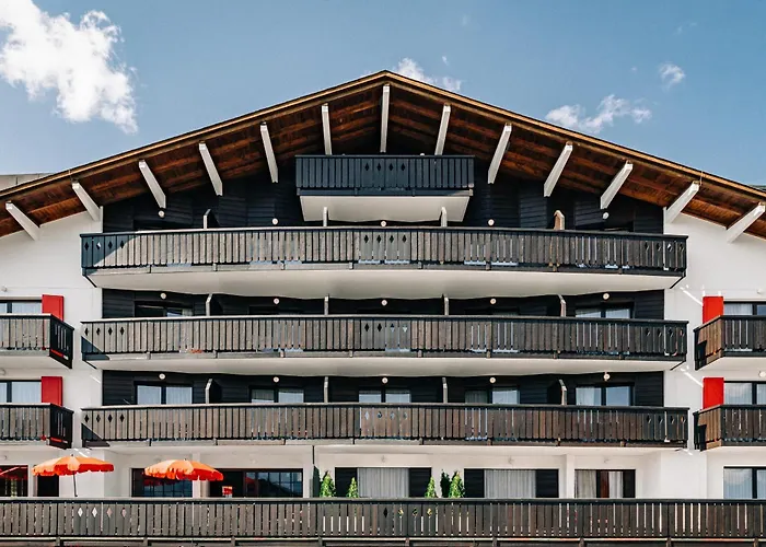 Hotel: Experimental Chalet