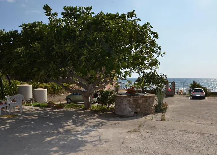 Albergo centrale: Immobiliare Schiavone Srl