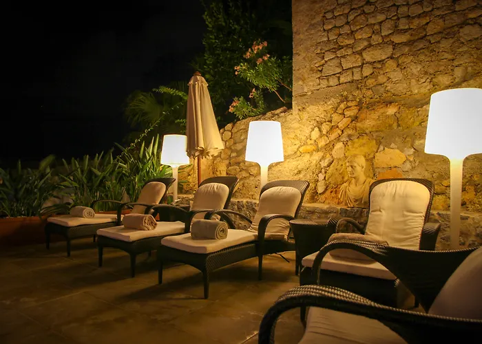 Hotel 5 Estrellas Mirador De Dalt Vila-Relais & Chateaux