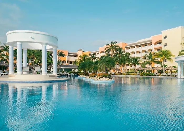 Montego Bay Hotels for Romantic Getaway with a view
