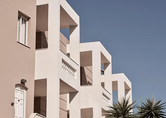Troulis Apart-Hotel
