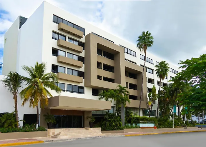 Cancun Hotels With Amazing Views near Mercado 28