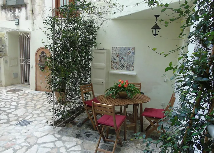  La Corte Antica