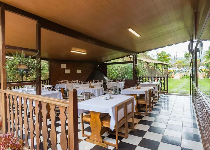 Hotel com parque aquático: Hotel Serra Everest