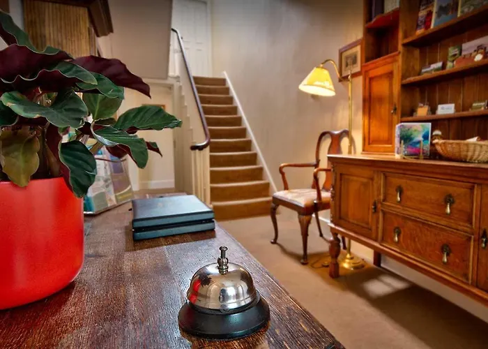 Cheap hotel: Dol Peris