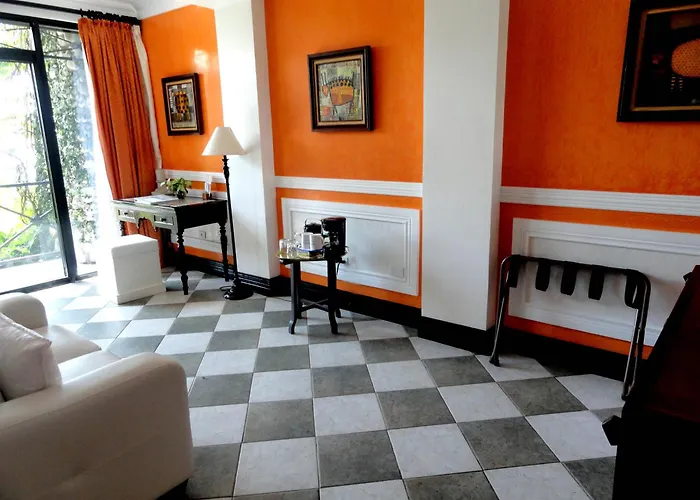  Villa Caletas