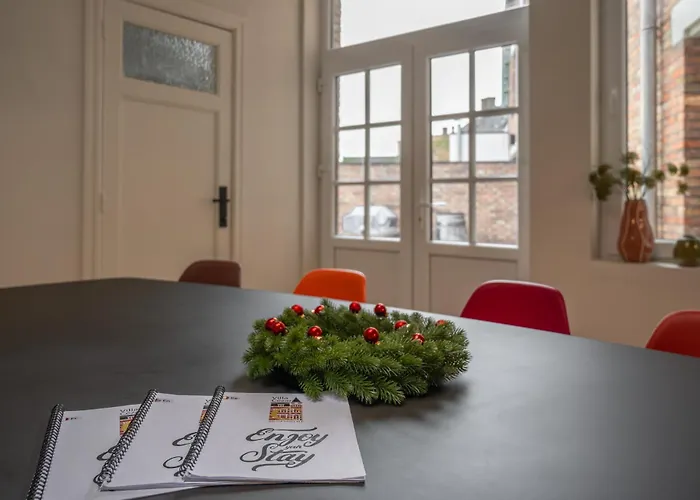 Cezar - Big House At The Center Of Bruges - Free Parking