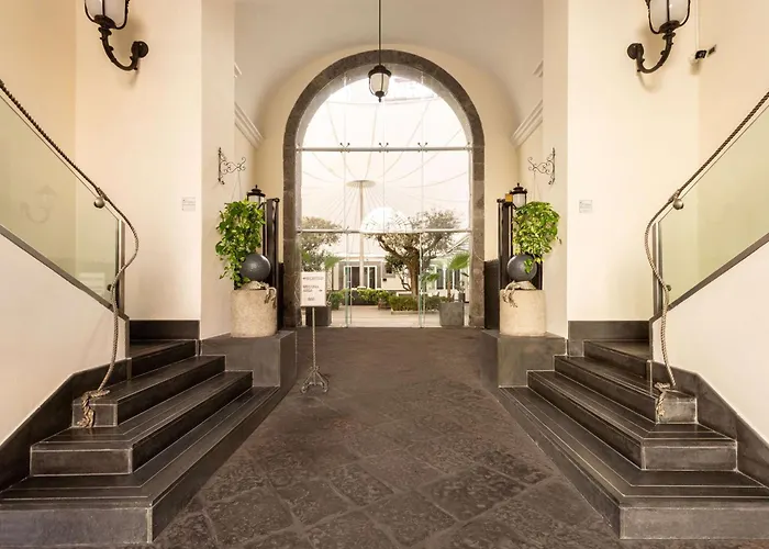 Hôtel accueillant les animaux: Palazzo Caracciolo Naples