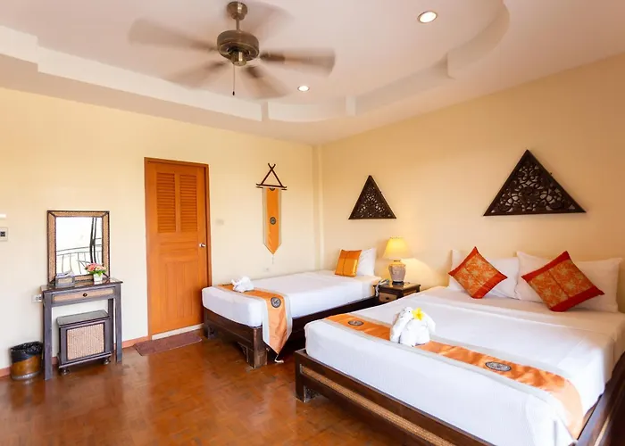 Chang Charlie Inn, Boutique