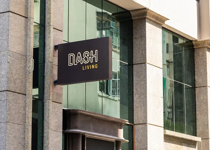 Cheap hotel: Dash Living On Hollywood
