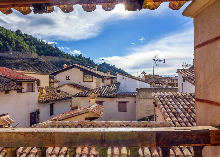 Resort: Hotel Los Leones - Adults Only