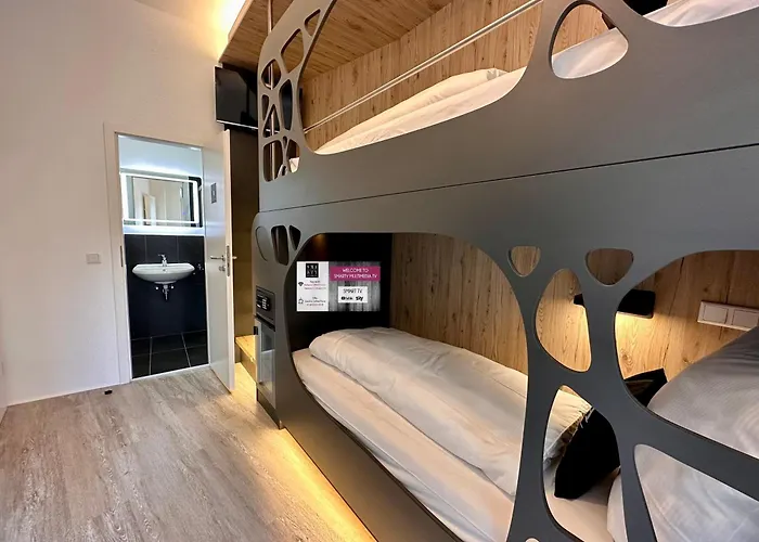 Hotel met tennis: Smarty Cologne Dom Hotel - Boardinghouse - Kontaktloser Self Check-In