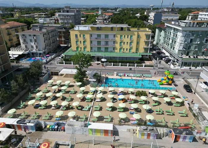 Hotel Holiday Park