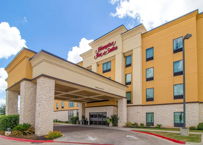 Bastrop Hotels With Amazing Views
