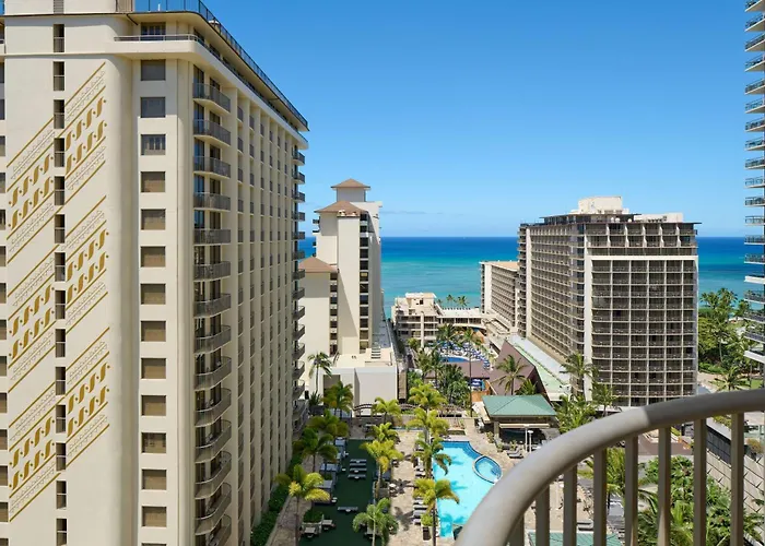 Dog friendly hotels Embassy Suites By Hilton Waikiki Beach Walk