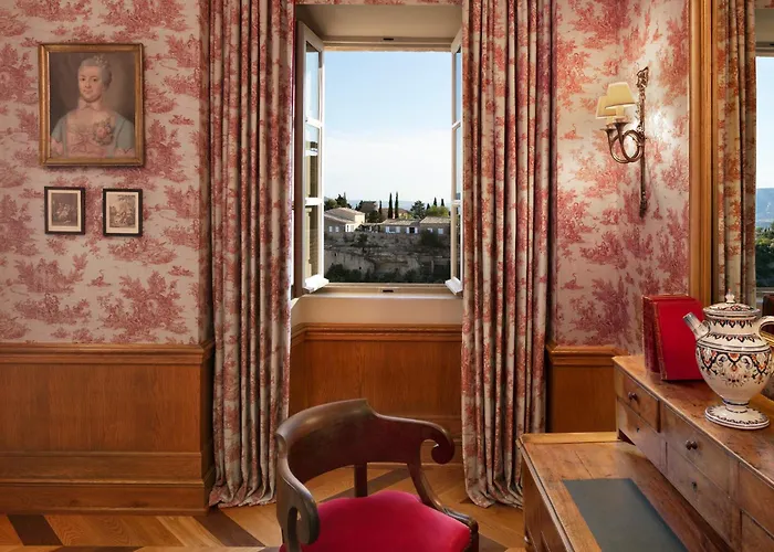  Airelles Gordes, La Bastide