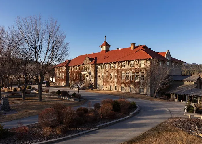 St. Eugene Golf & Casino