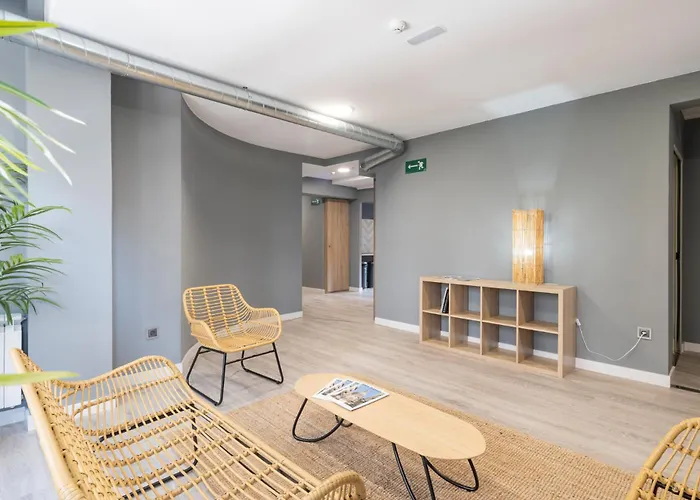 Hotel cerca del colegio: Albergue Alda Pilgrim Ponferrada