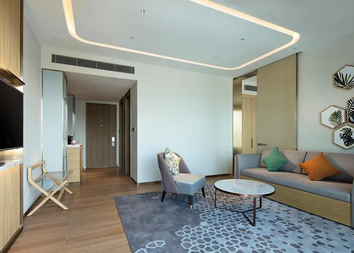 Cheap hotels Hilton Garden Inn Sanya