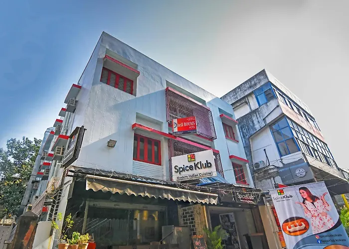 Brill Rooms Near City Centre Metro Station
