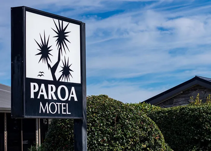 Paroa Hotel