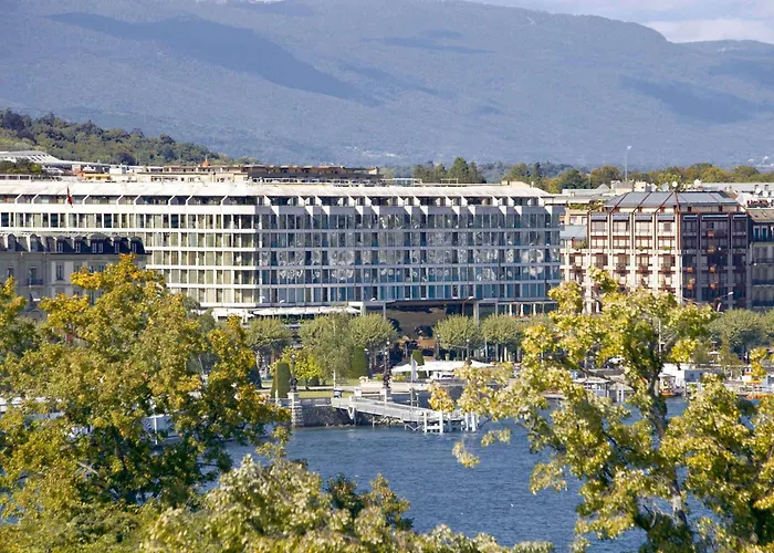 Hôtel avec piscine: Fairmont Grand Hotel Geneva