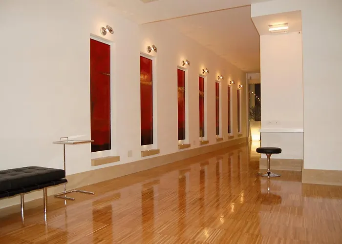 Resort: Hotel Del Conte