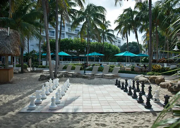 Motel: The Lago Mar Beach Resort And Club