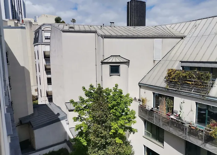 Hotel near College: Hotel Agenor