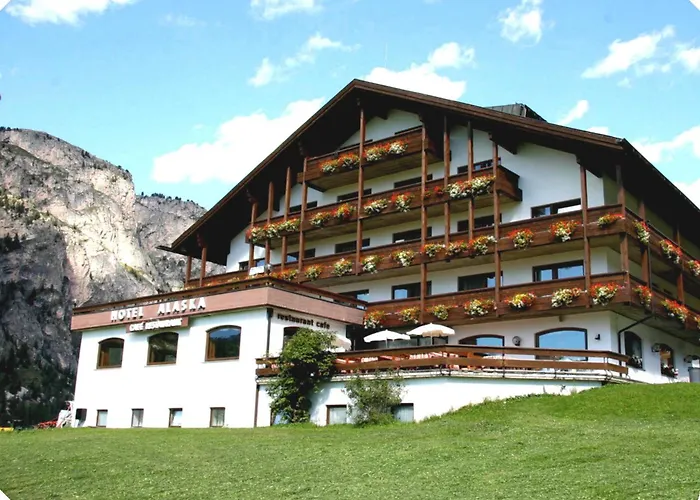 Resort: Hotel Alaska