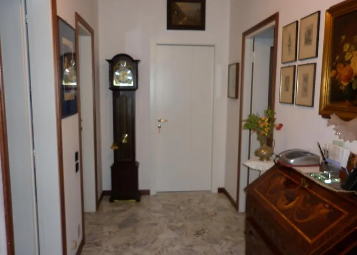 B&B only: B&B Villa Olmo