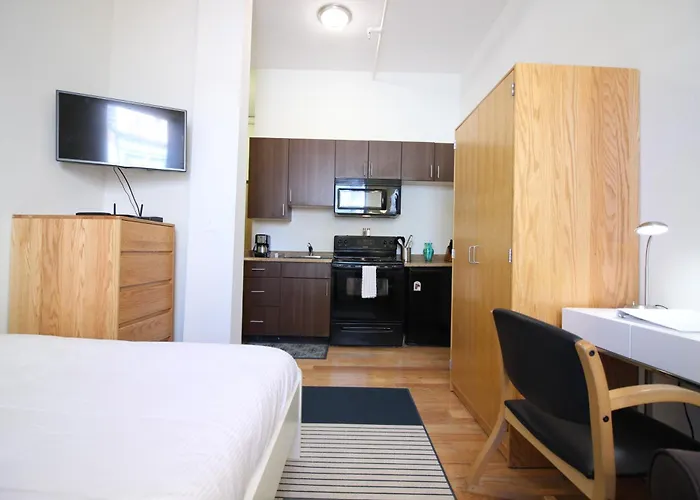 All Vacation Rentals Temple Place Suites
