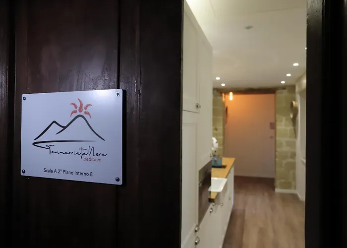 Tammurriata Nera Bedroom