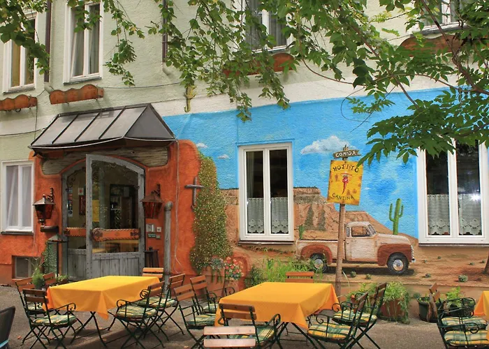 Haustierfreundliches Hotel: Hotel-Garni&Hostel Sandwirt