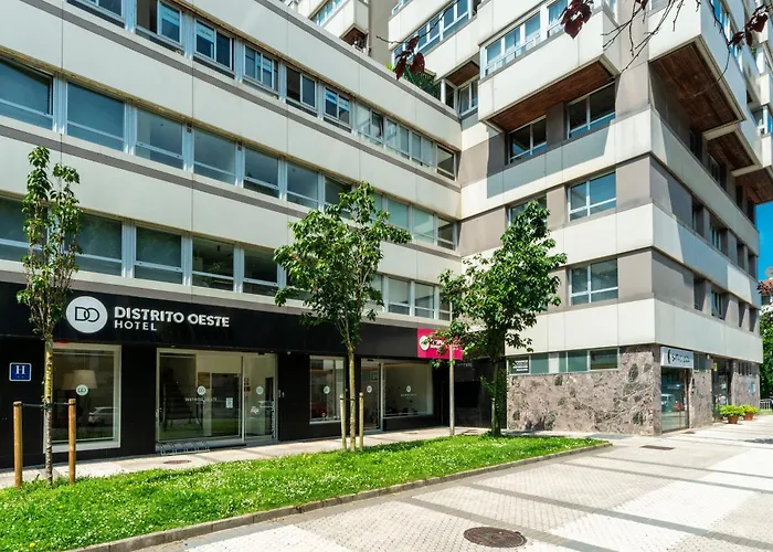 Hotel Distrito Oeste