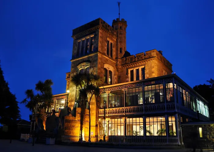 Larnach & Stable Stay