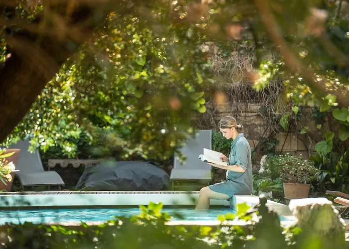 Les Jardins De Baracane