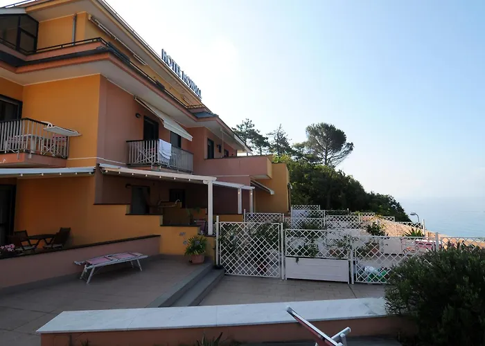 Residence Mondial
